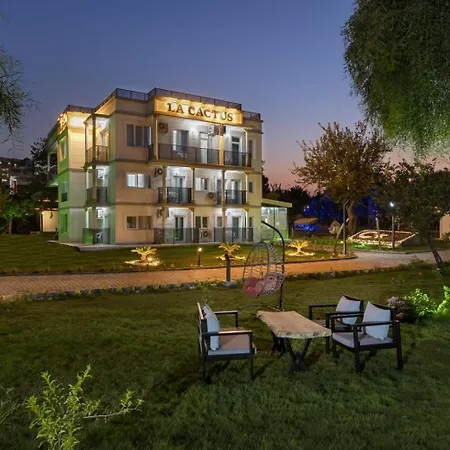 La Cactus Boutique أنطاليا